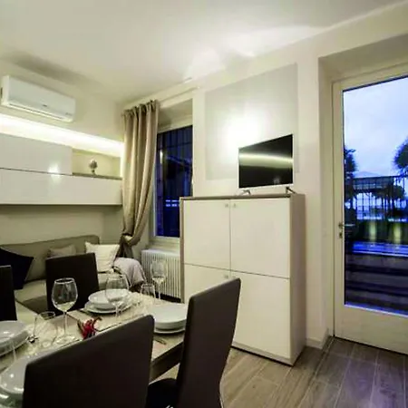 Downstairs Appartement Gardone Riviera
